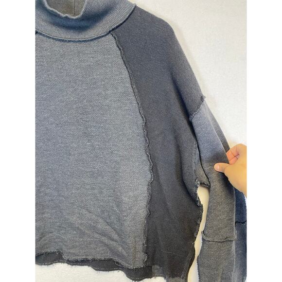 American Eagle Patchwork Exposed Seam Oversized Black Gray Sweatshirt Top - Picture 4 of 10